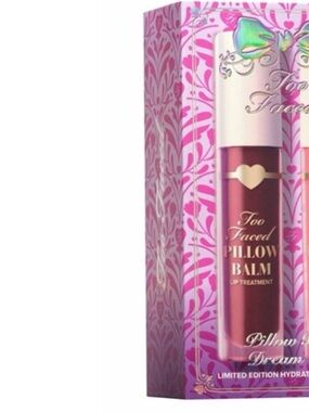 Too Faced Pillow Balm BERRY JAMS KISS 1 lip gloss